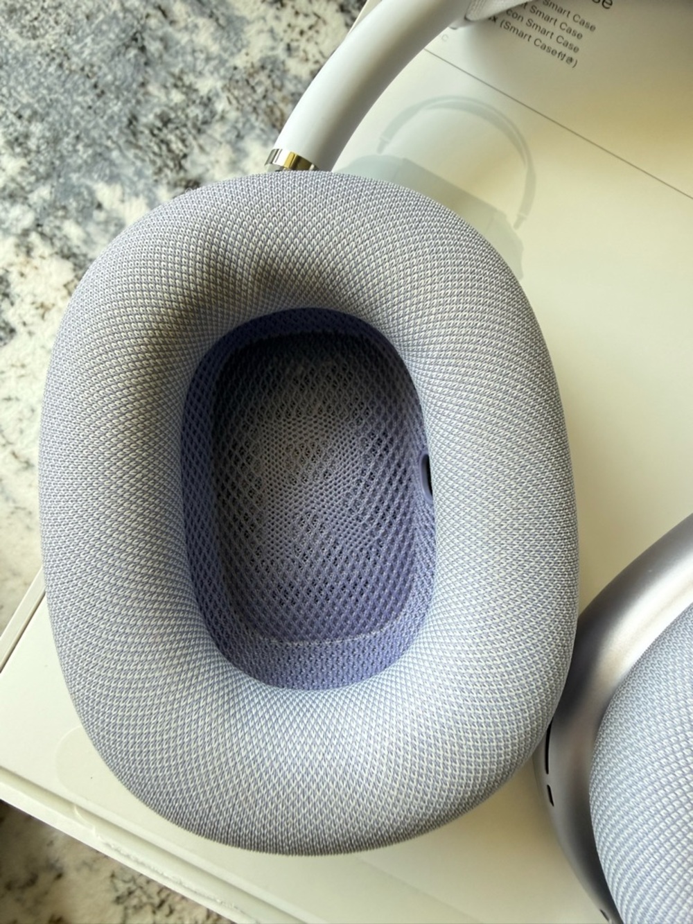 Apple AirPods Max 1 - Lavender Silver Over-Ear Headphones - Picture 9 of 12